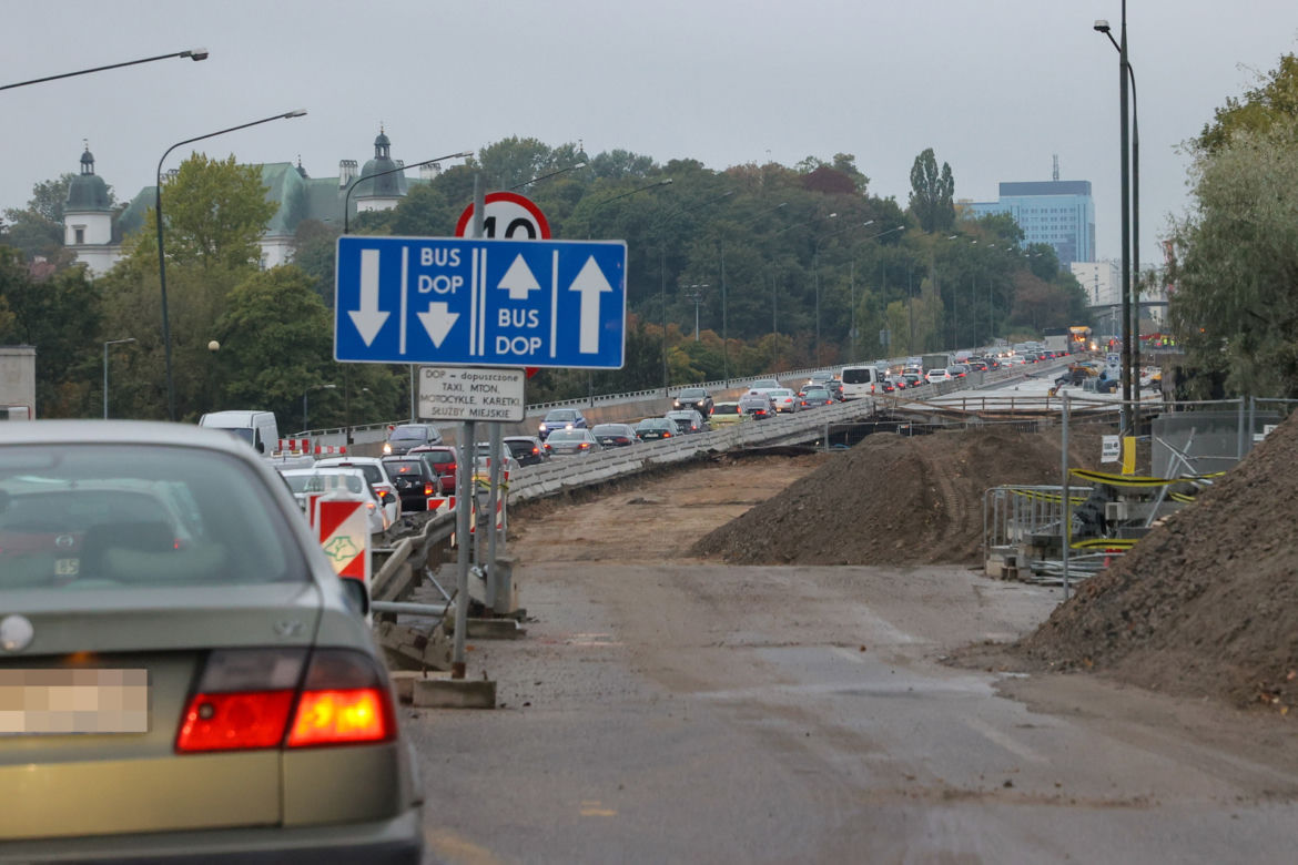Kumulacja miejskich remontów. Tramwajarze paraliżują Warszawę 
