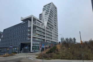 Zaskakujący finał śledztwa w sprawie najwyższego wieżowca. Mieszkańcy czekali latami