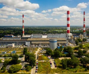 Mierzy 200 metrów i znika z krajobrazu stolicy. Słynny komin z Siekierek idzie do rozbiórki