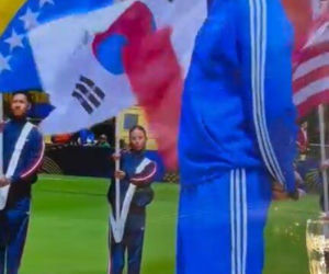 Robbie Williams i Nicole Scherzinger rozgrzali finał mundialu! Ich występ przejdzie do historii