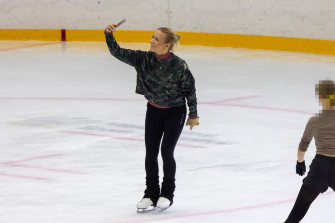 Aneta Zając na łyżwach