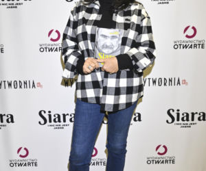 Markowska przytulała męża, Ostałowska zaskoczyła sylwetką, Ścibakówna błyszczała na premierze biografii Rewińskiego