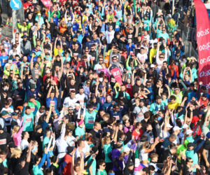 20. Półmaraton Warszawski. Tłumy na ulicach, emocje do ostatnich metrów. Znamy zwycięzców Biegu na Piątkę