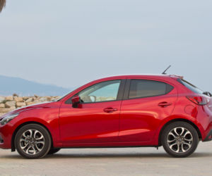 nowa Mazda 2 na rok 2015