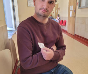 Choruje od dziecka, ale co roku znajduje siły by zbierać pieniądze na WOŚP. „Widzę, jak ważna jest ta pomoc”