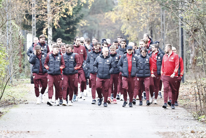 Polska - Holandia. Piłkarze poszli do lasu