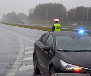 Wzmożone kontrole ITD na Mazowszu. Inspektorzy zbadali ponad 200 pojazdów i trzeźwość kierowców