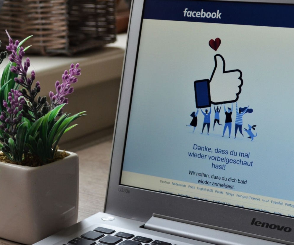 Awaria Messengera i Facebooka : wiadomości otwierają się w nowej karcie. Co zrobić? Jak to naprawić? 