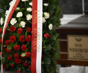 Jarosław Kaczyński na pogrzebie pierwszego naczelnego Gazety Polskiej