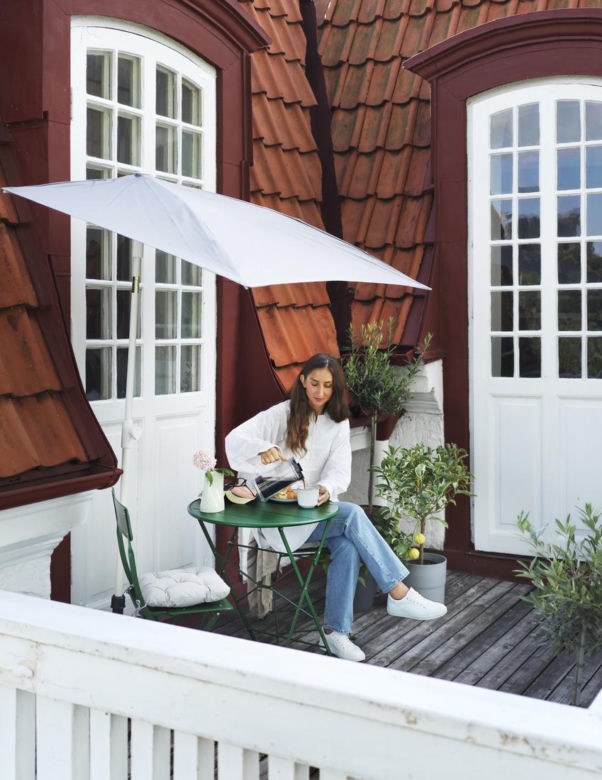 Meble na mały balkon