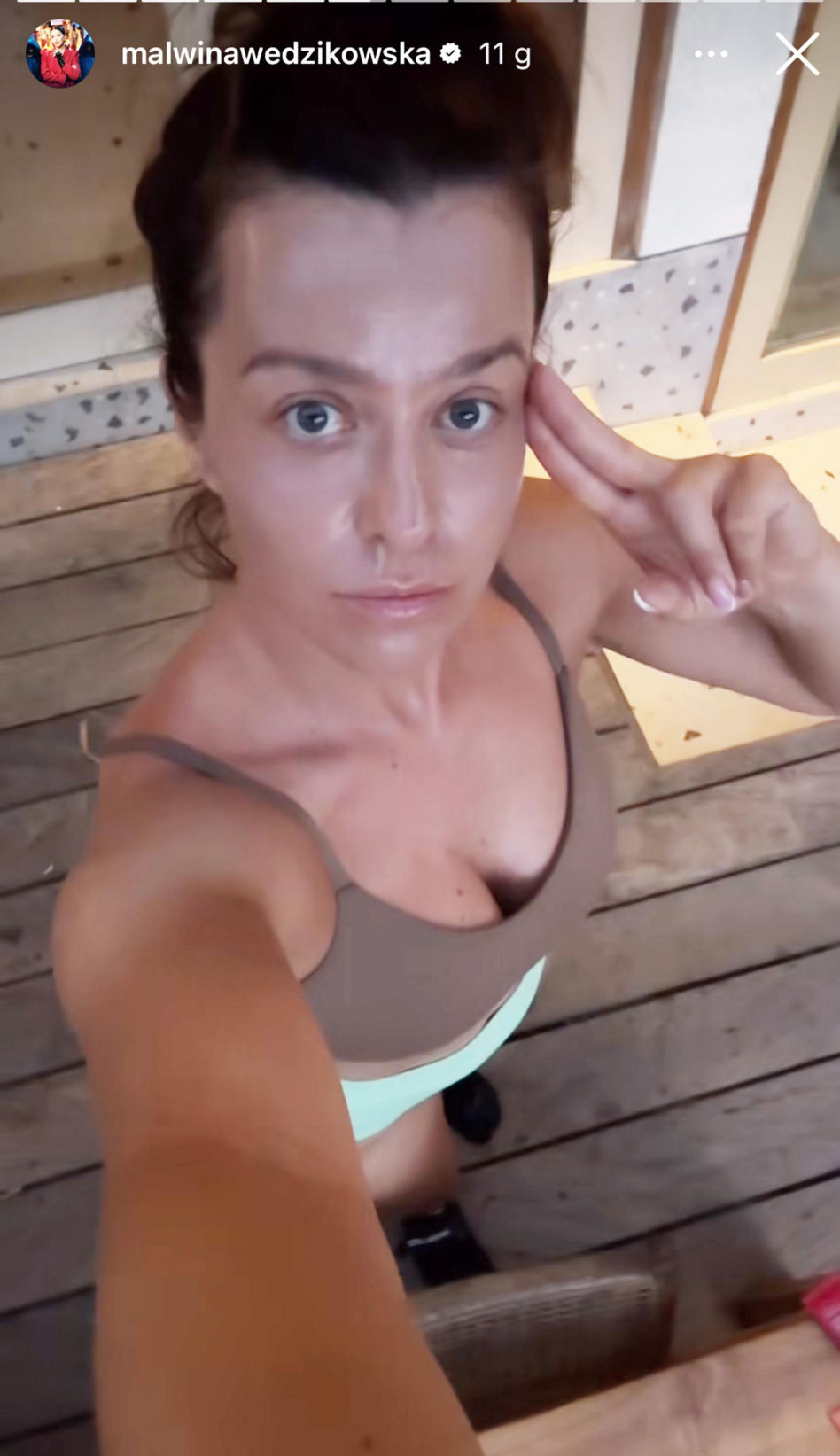 Gwiazdy grzeją wdzięki w tropikach