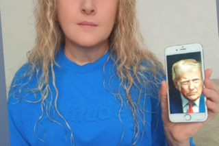 Twierdzi, że jest córką Trumpa