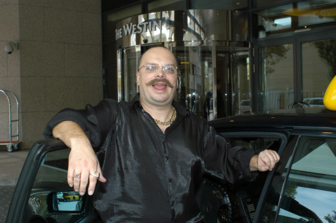 Krzysztof Skiba i jego wizerunek na przestrzeni lat. Tak zmieniał się lider Big Cyca