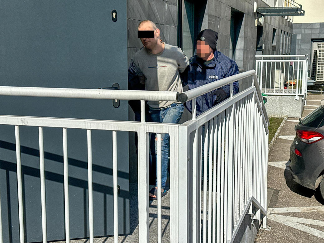Dramatyczny finał kłótni sąsiadów. W ruch poszedł nóż myśliwski