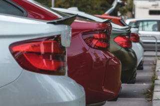 Setki kradzieży aut w Warszawie. Złodzieje upatrzyli sobie jedną markę