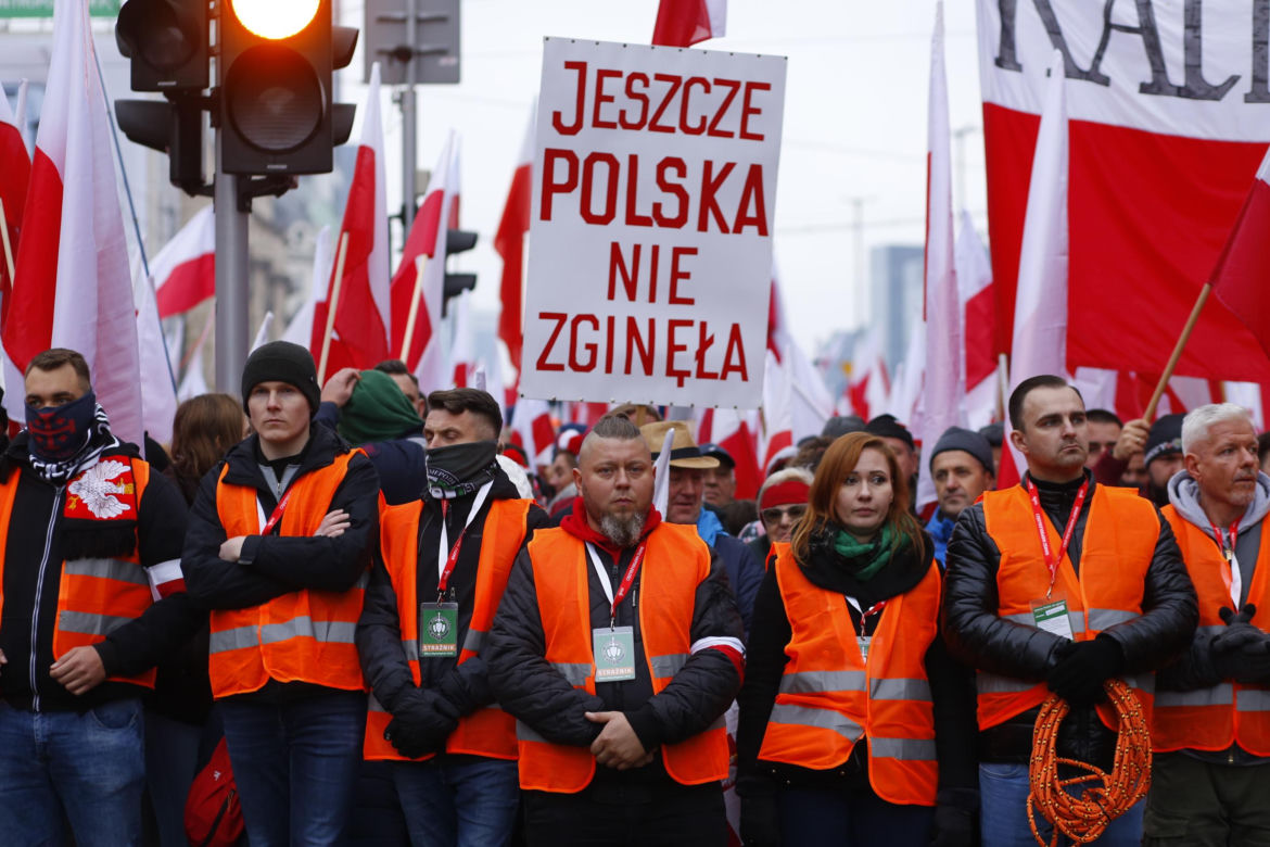 Marsz Niepodległości 2023 Warszawa. ZDJĘCIA. Tak stolica wygląda 11 listopada! GALERIA cz. 1