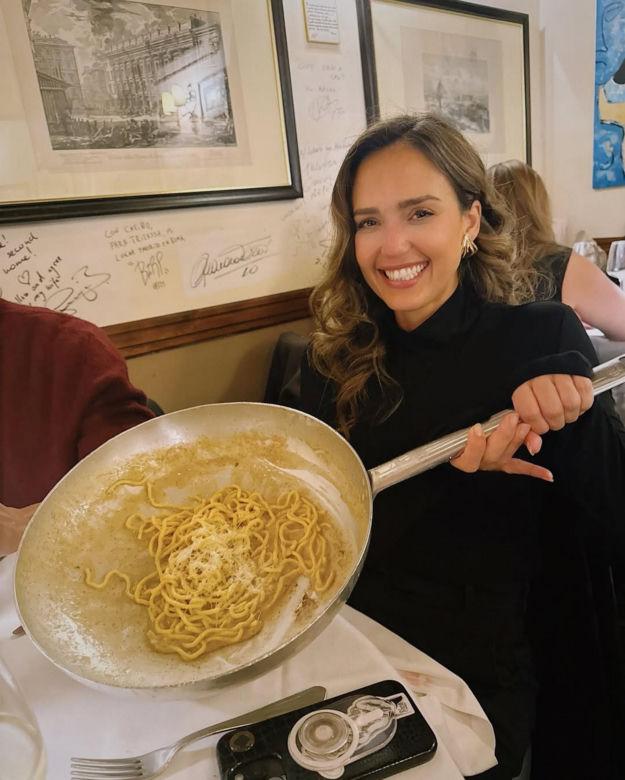 Jessica Alba jest już wolna! Gwiazda się rozwodzi, pokazała się z innym!