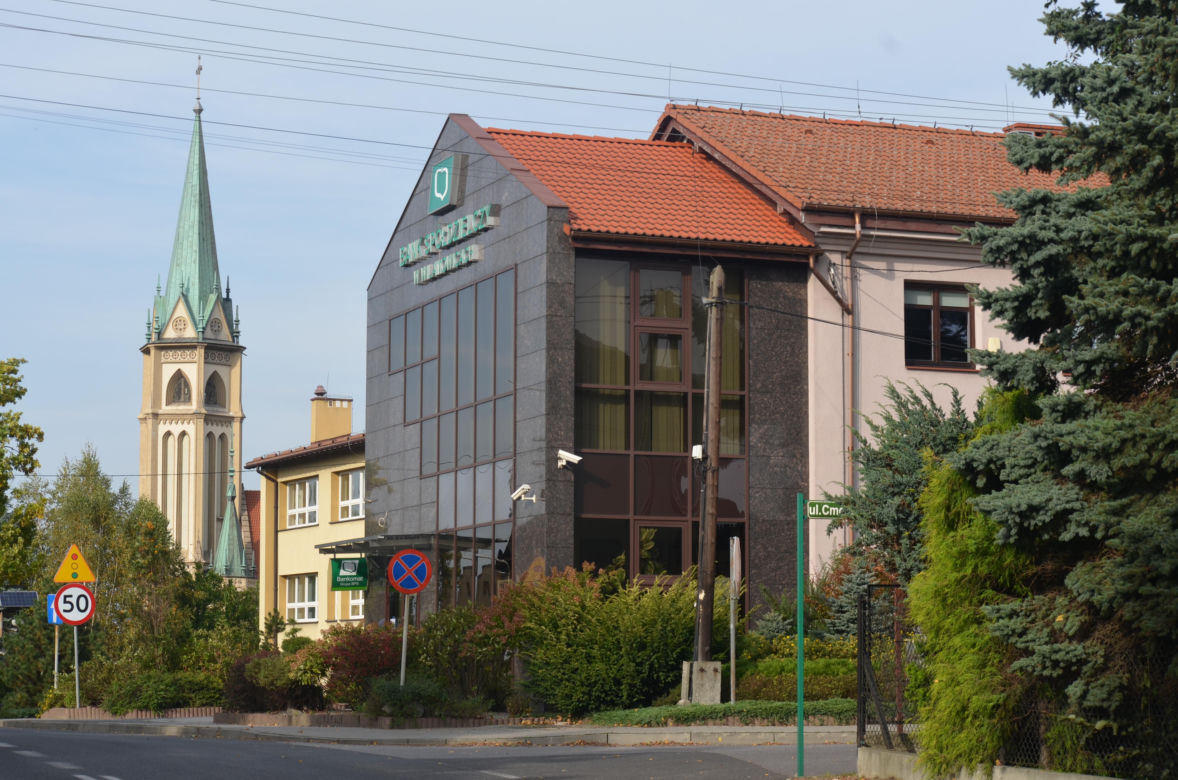 To jedno z najpiękniejszych śląskich miast. Kiedyś leżało w Małopolsce, a jego mieszkańcy mieli własny język