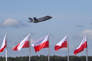 Nad Polską przeleciały ultranowoczesne myśliwce F-35!