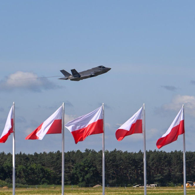 Nad Polską przeleciały ultranowoczesne myśliwce F-35!