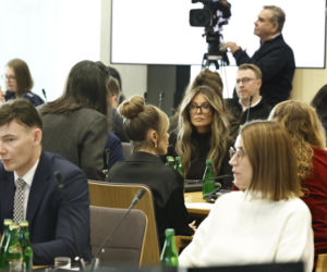 Niebywałe, do czego poseł PiS porównał strzelanie petardami. Doda aż złapała się za głowę! Szok