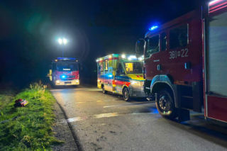 Wypadek taksówki w powiecie siedleckim! Auto wypadło z drogi i dachowało