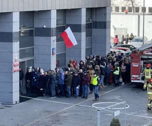 Pożar na Jagiellońskiej. Zapalił się budynek mazowieckiej skarbówki