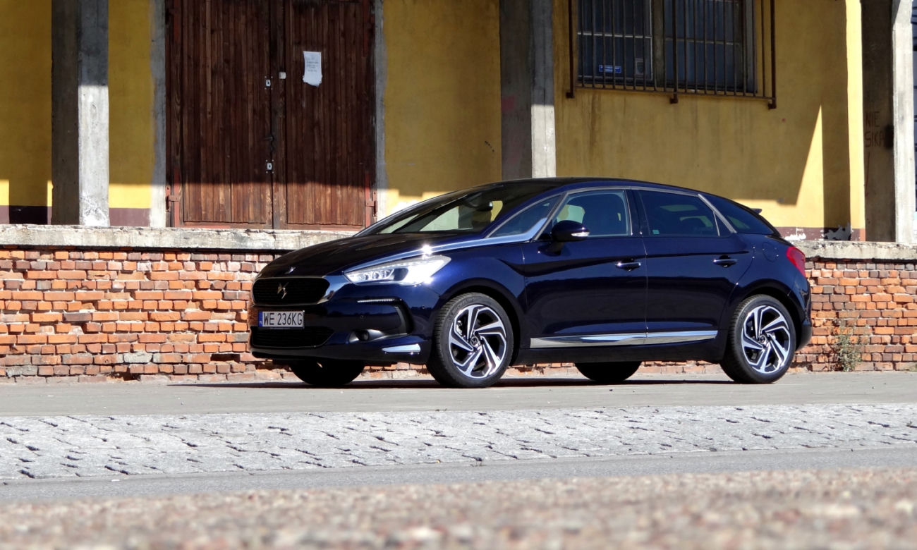 DS 5 1.6 THP Sport Chic