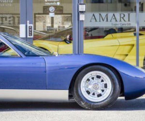 Lamborghini Miura SV Roda Stewarta