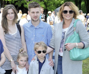 Antoni Królikowski, Laura Breszka, jej córka Lea i Małgorzata Ostrowska-Królikowska