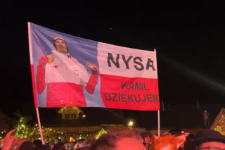 Szalone pożegnanie Kamila Stocha. Setki kibiców w Kranjskiej Gorze! Poruszające sceny 