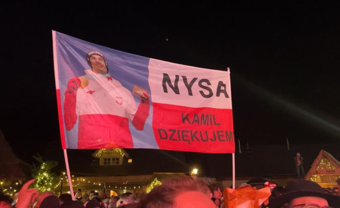 Szalone pożegnanie Kamila Stocha. Setki kibiców w Kranjskiej Gorze! Poruszające sceny 