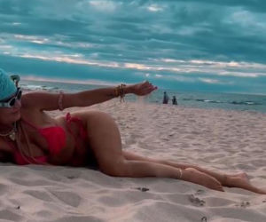 Kotońska podsumowuje wakacje w minibikini. Co za ciało!