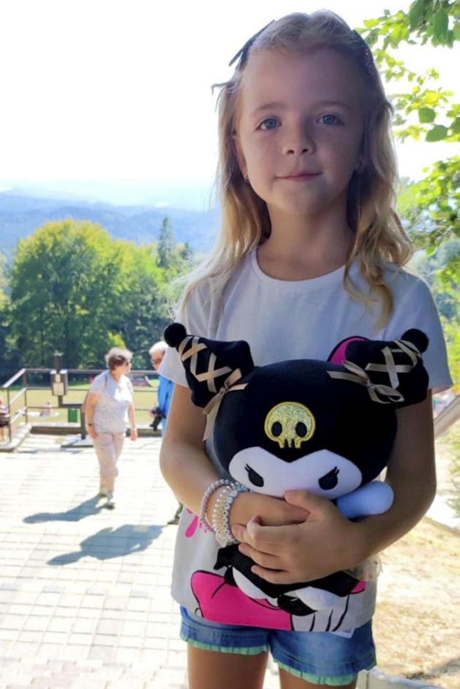10-letnia Laura potrącona przez SUV-a! Lekarze walczą o jej życie, rodzice nie tracą nadziei