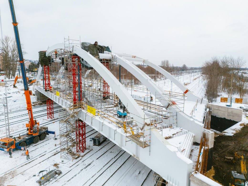 Budowa wiaduktu nad linia kolejową w Sosnowcu