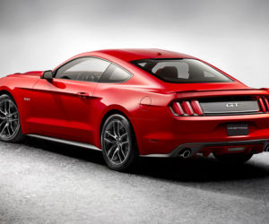 nowy Ford Mustang 2015