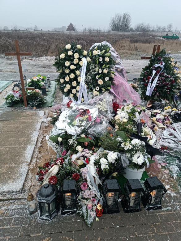 Rozstrzelał Basię i spłonął