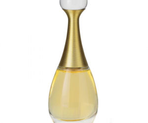 J'adroe Dior, woda perfumowana, cena ok. 350 zł za 50ml