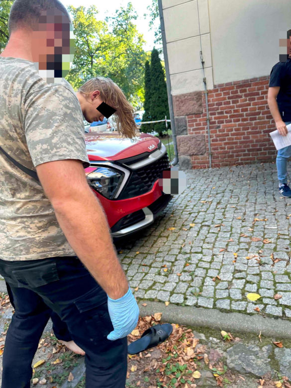 Michał G. dźgnął nożem dwóch nastolatków. Odpowie za próbę zabójstwa