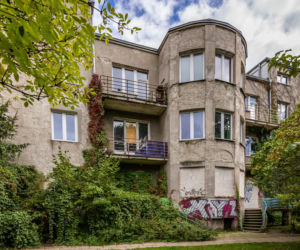 Kamienica przy ul. Żwirki i Wigury 41 w Warszawie