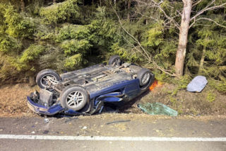 22-latka dachowała BMW na krajówce. Dramatyczny finał wyprzedzania