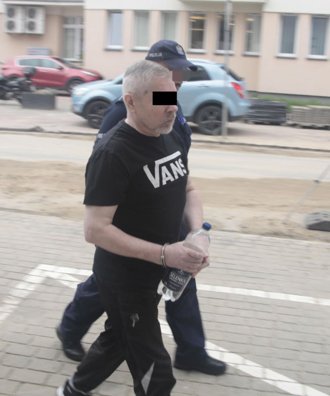 Zabił ratownika, bo „urwał mu się film”. Szokujące sceny w sądzie Proces wstrzymany!