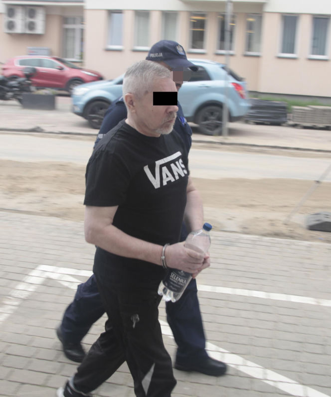 Zabił ratownika, bo „urwał mu się film”. Szokujące sceny w sądzie Proces wstrzymany!