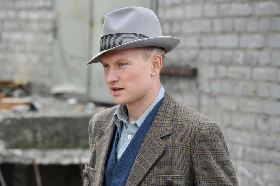 Od nastolatka z "Na Wspólnej" do eleganckiego mężczyzny. Tak zmieniał się Jakub Wesołowski
