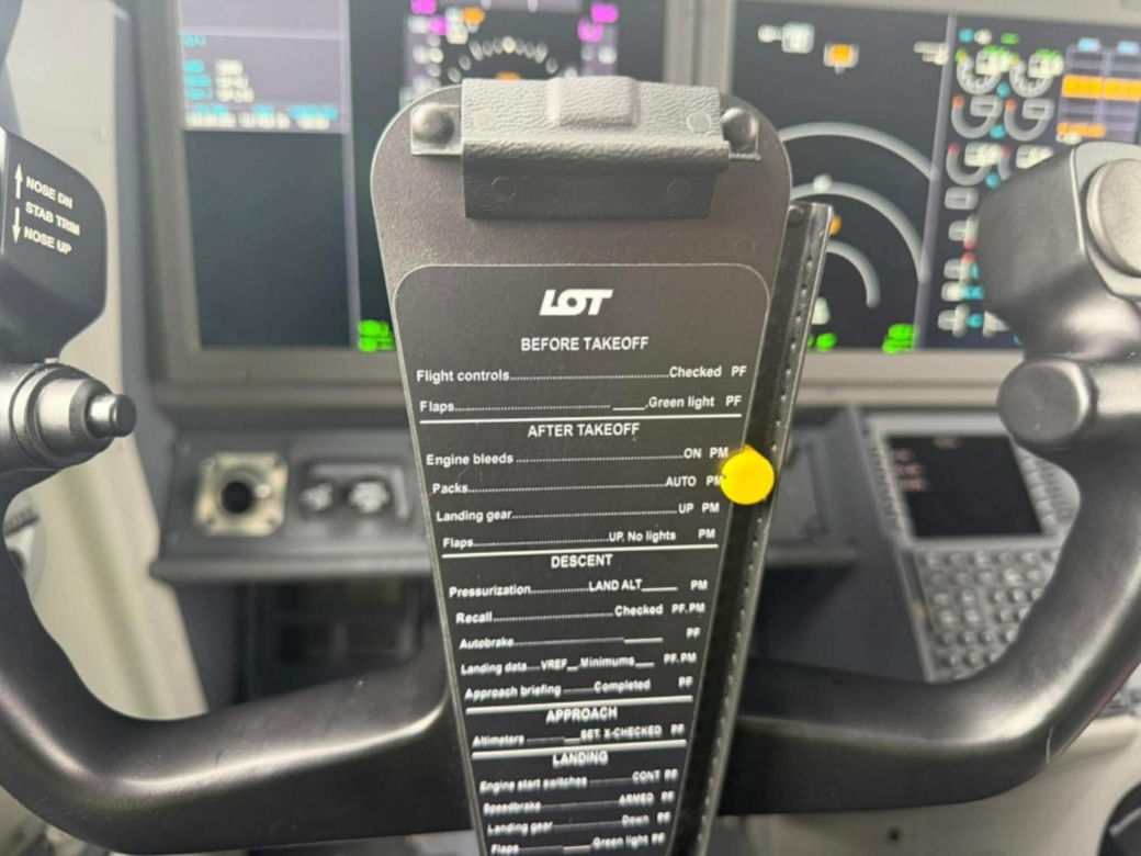 Nowe wnętrza samolotów PLL LOT