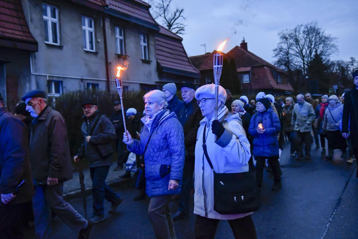 Droga Krzyżowa w Katowicach 2023 GALERIA