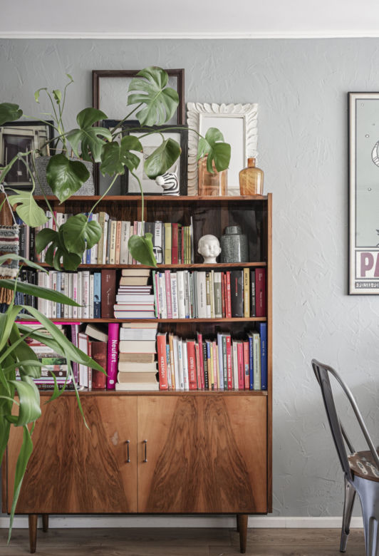 Własnymi rękami - biblioteczka vintage