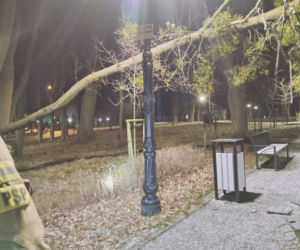 Wichura zniszczyła zabytkową kapliczkę przy sanktuarium