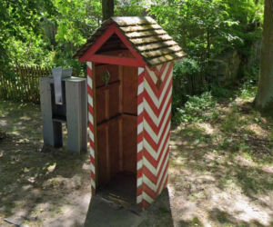 To jedyny taki szlaban w Polsce! Pamięta 1939 rok i skrywa mroczną tajemnicę