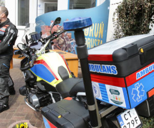 Motoambulans przekazany! Ma ratować życie mieszkańcom Torunia